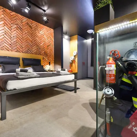 Guest house Industrial Design Split