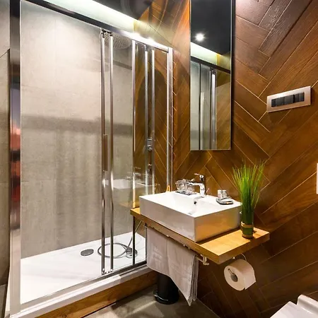 Industrial Design 4* 斯普利特